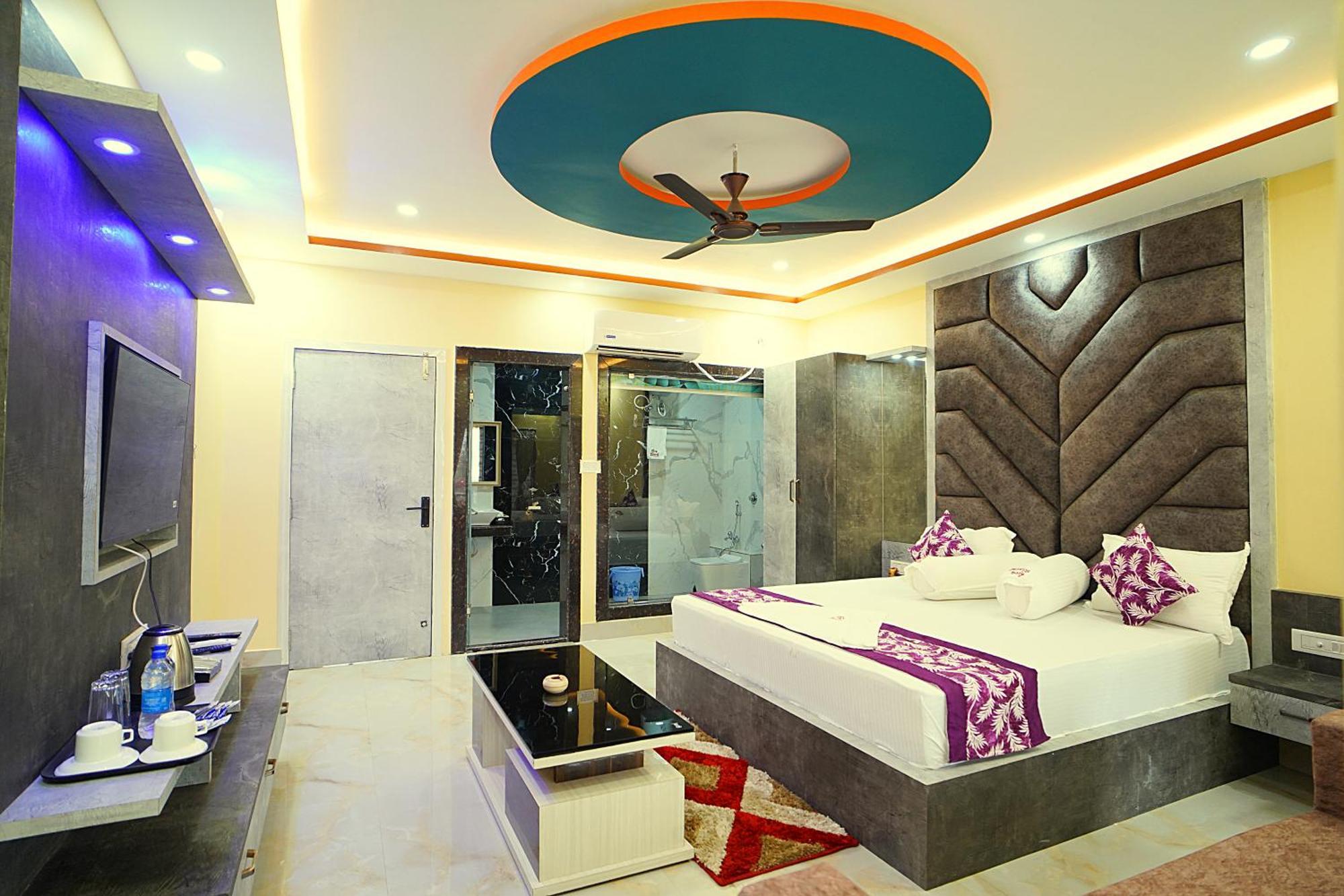 Goa Beach Resort On Beach Mandarmani Buitenkant foto