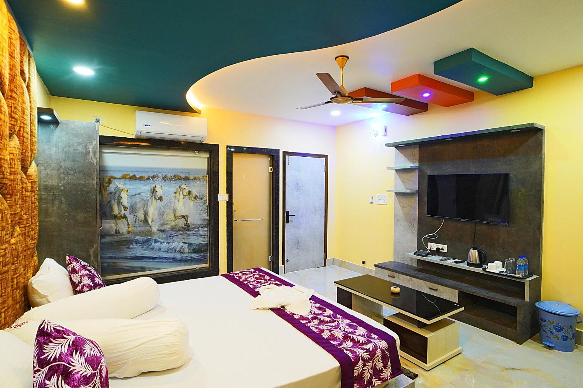 Goa Beach Resort On Beach Mandarmani Buitenkant foto
