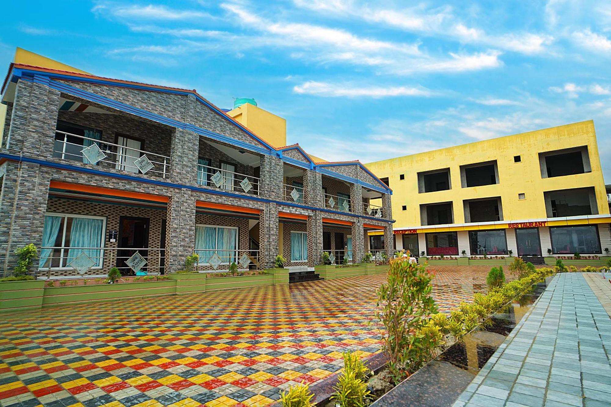 Goa Beach Resort On Beach Mandarmani Buitenkant foto