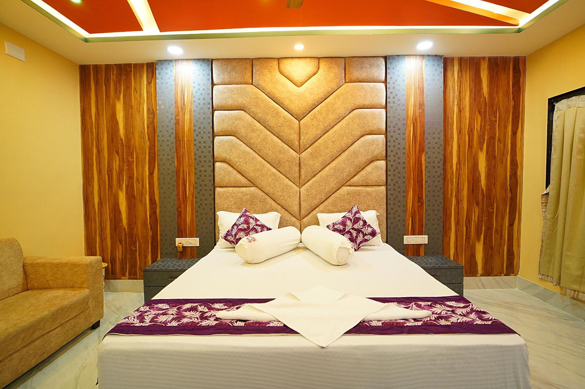 Goa Beach Resort On Beach Mandarmani Buitenkant foto